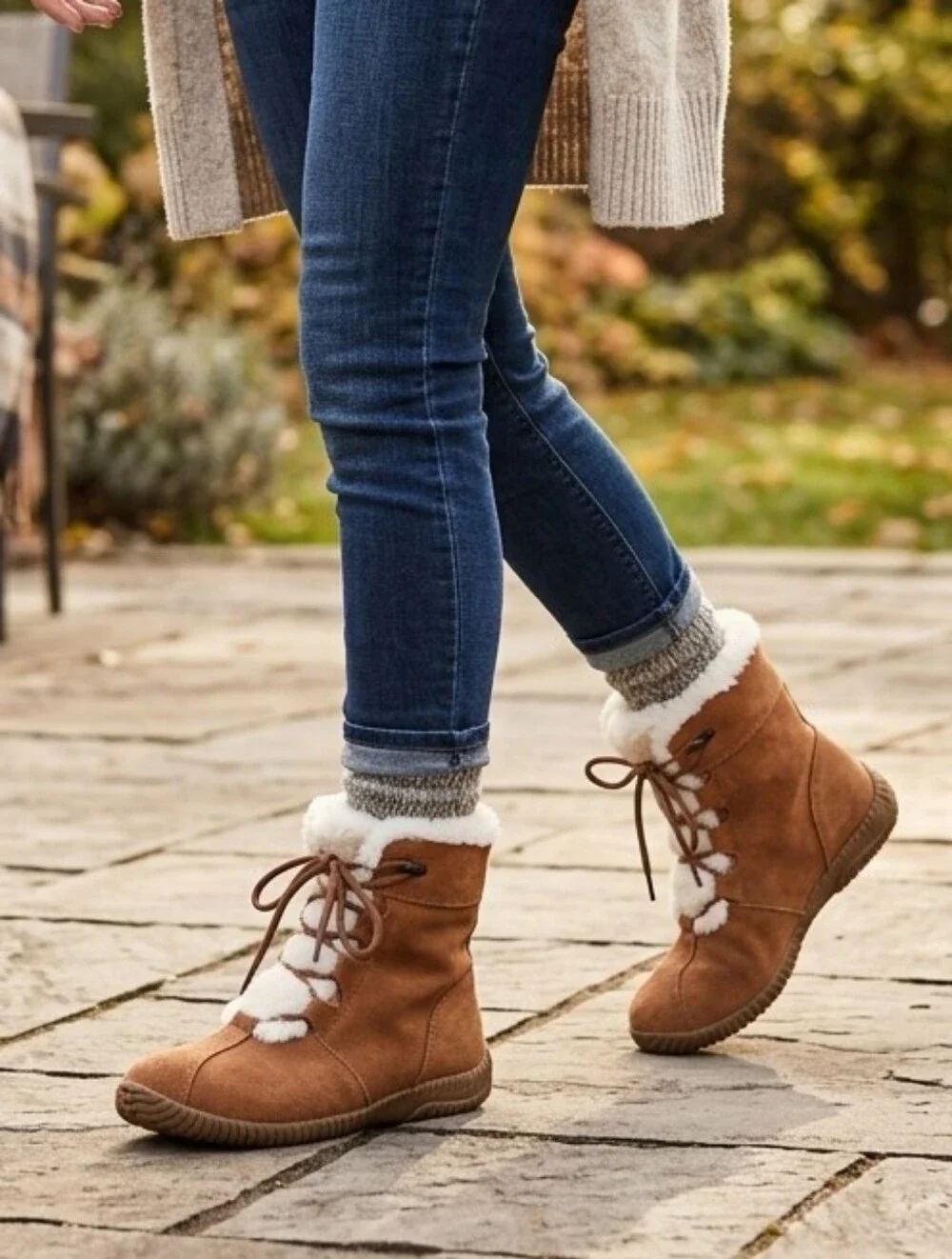 Style & Co. Casual Brown Suede lace-up Winter Boots 7M White Faux-Fur Lace Up